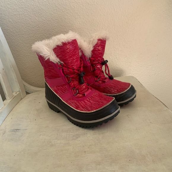 Girls Sorel Snow Boots - Picture 2 of 4